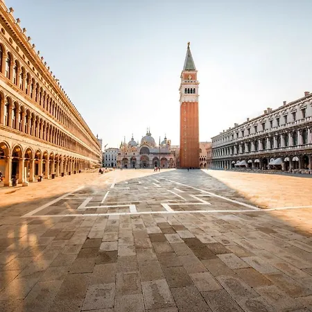 Venice San Marco Lovely Attic Two Bedroom Ac - Wi-Fi * 威尼斯