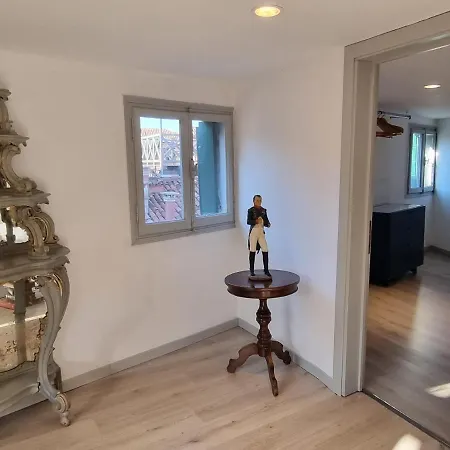 Venice San Marco Lovely Attic Two Bedroom Ac - Wi-Fi 公寓 威尼斯