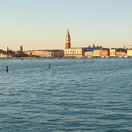 Venice San Marco Lovely Attic Two Bedroom Ac - Wi-Fi 아파트 베니스