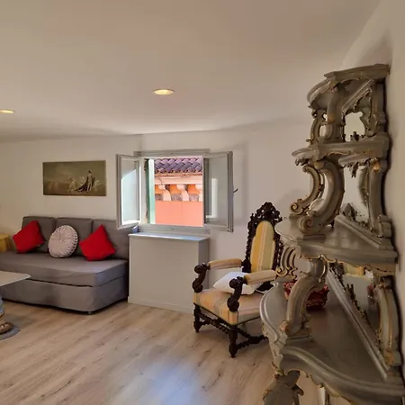 아파트 Venice San Marco Lovely Attic Two Bedroom Ac - Wi-Fi 베니스