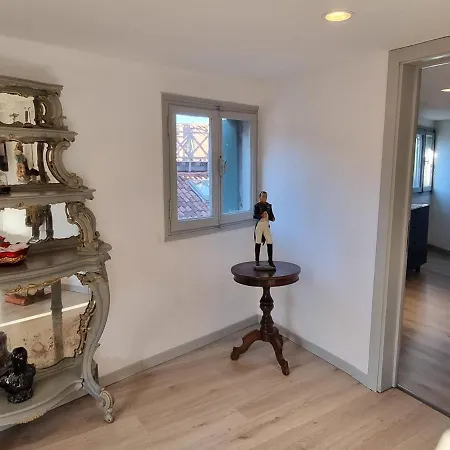 아파트 Venice San Marco Lovely Attic Two Bedroom Ac - Wi-Fi *